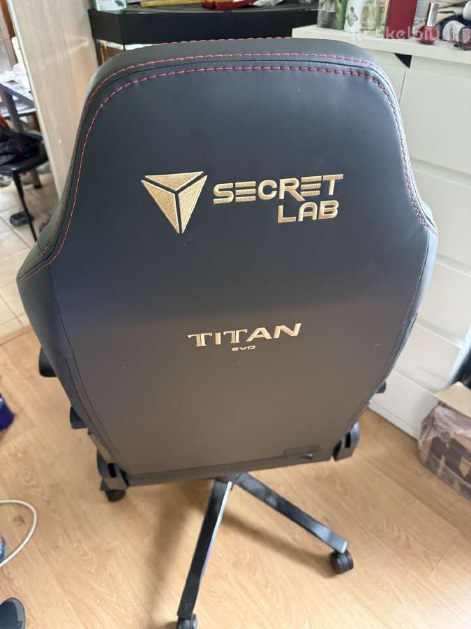 Parduodu gaming kėdę secret lab - nuotraukos Nr. 2