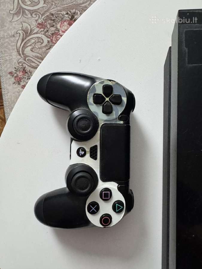 Playstation 4 + zaidimai - nuotraukos Nr. 4