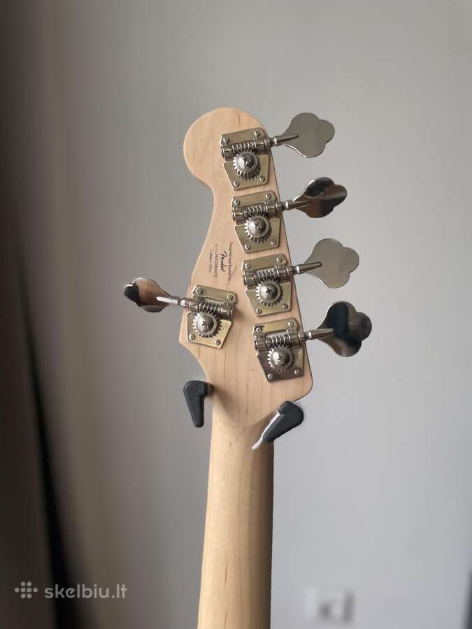 Squier Affinity Jazz Bass V5 stygų bosinė gitar - nuotraukos Nr. 2