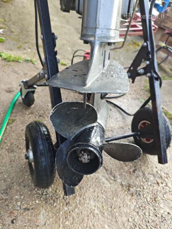 Yamaha 55 Hp ir Suzuki 65 Hp - nuotraukos Nr. 7