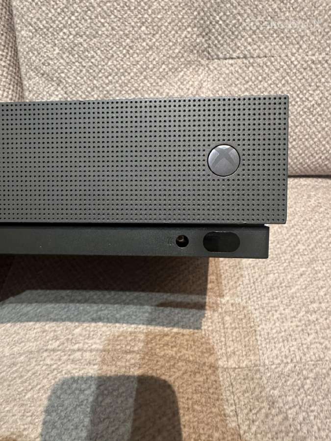 Xbox one s - nuotraukos Nr. 2