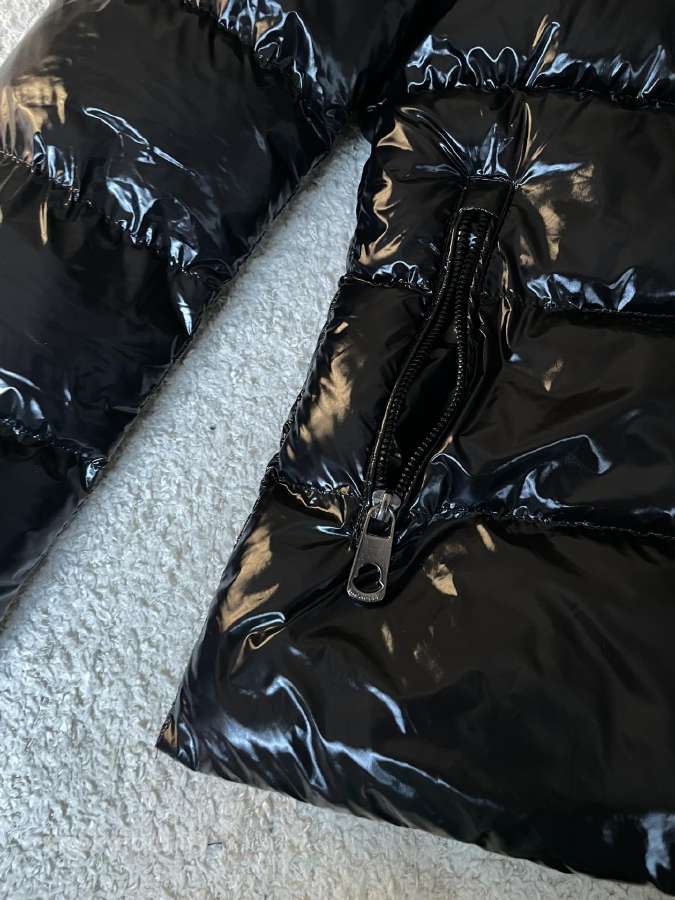 Moncler striuke - nuotraukos Nr. 4