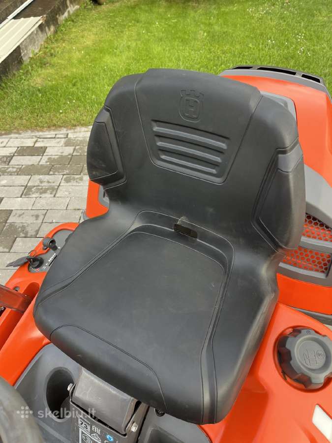 Husqvarna rider 320 Awd sodo traktoriukas - nuotraukos Nr. 8
