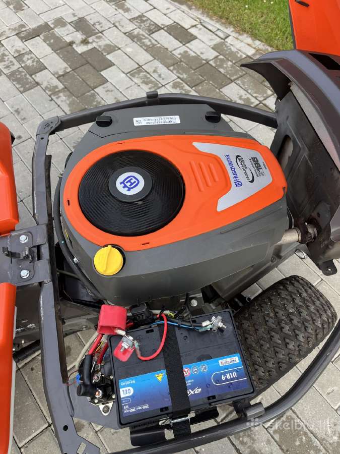 Husqvarna rider 320 Awd sodo traktoriukas - nuotraukos Nr. 9