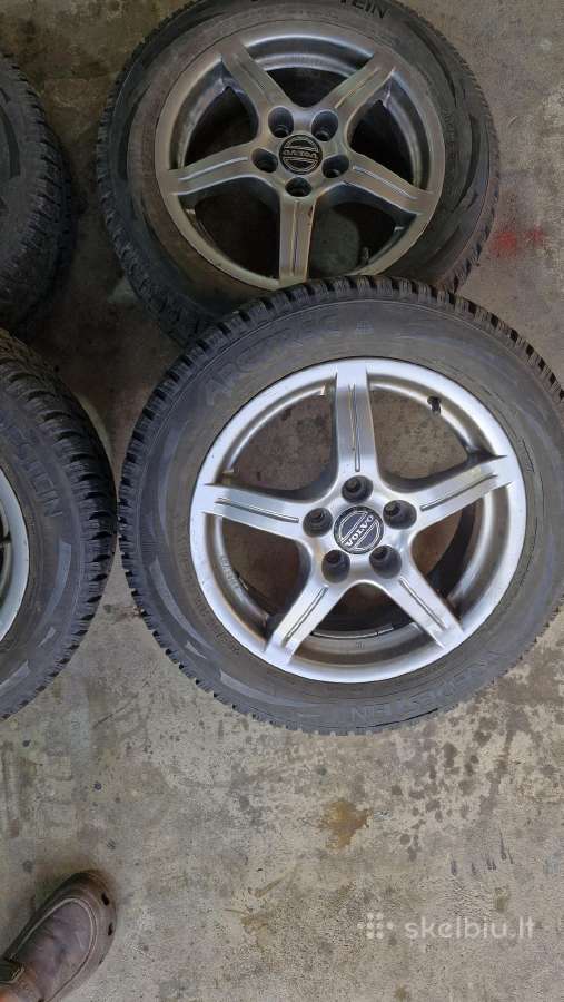 Volvo R16 tinka ford komplekto kaina 200eur - nuotraukos Nr. 3