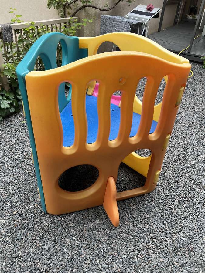 Little Tikes didelė žaidimų aikštelė su čiuožykla - nuotraukos Nr. 4