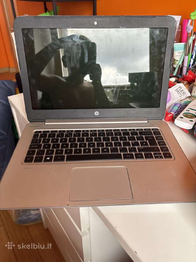 Parduodamas laptopas veikia puikiai kaina derinama - nuotraukos Nr. 2