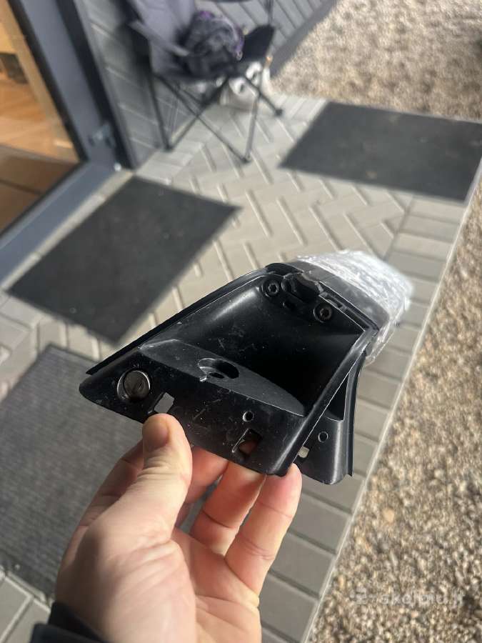 Tesla model 3 stogo skersiniai - nuotraukos Nr. 3