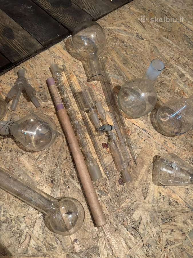 Laboratorinis stiklas, kolbos. - nuotraukos Nr. 4