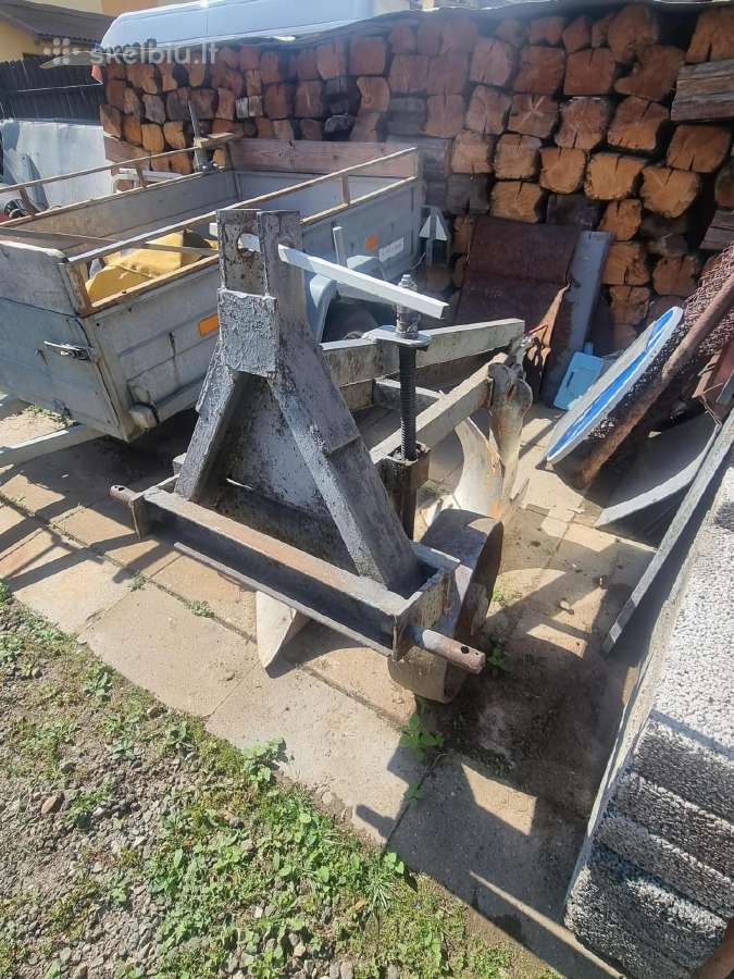 Traktorius T-25 su papildomais padargais - nuotraukos Nr. 12