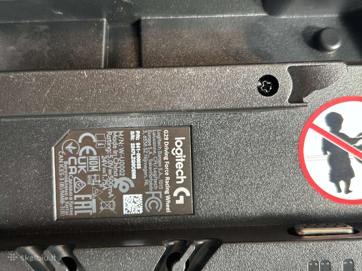 Žaidimų konsolė Sony Playstation 4 su priedais - nuotraukos Nr. 3