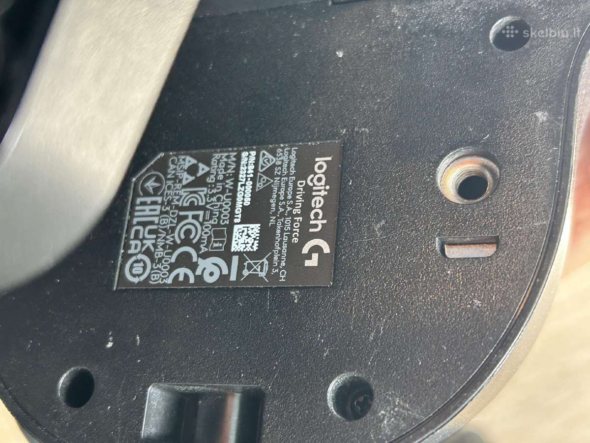 Žaidimų konsolė Sony Playstation 4 su priedais - nuotraukos Nr. 4