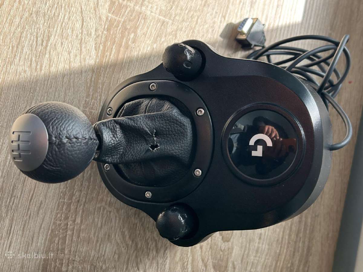 Žaidimų konsolė Sony Playstation 4 su priedais - nuotraukos Nr. 6