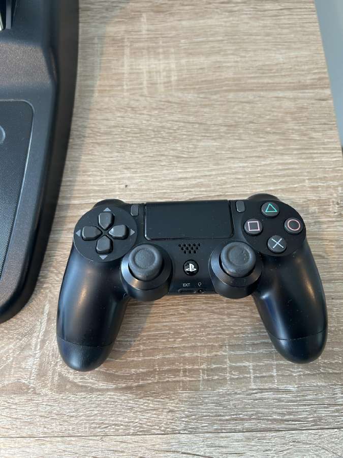 Žaidimų konsolė Sony Playstation 4 su priedais - nuotraukos Nr. 8