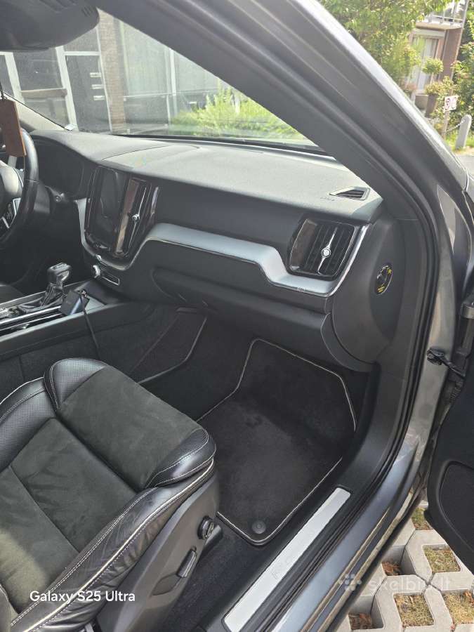 Volvo XC60 R-design 44,2018 m., 199 500 km - nuotraukos Nr. 16
