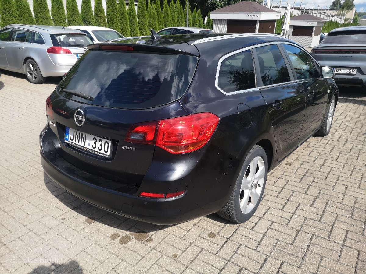 Opel Astra J Sports Tourer 1.7 Cdti - nuotraukos Nr. 4