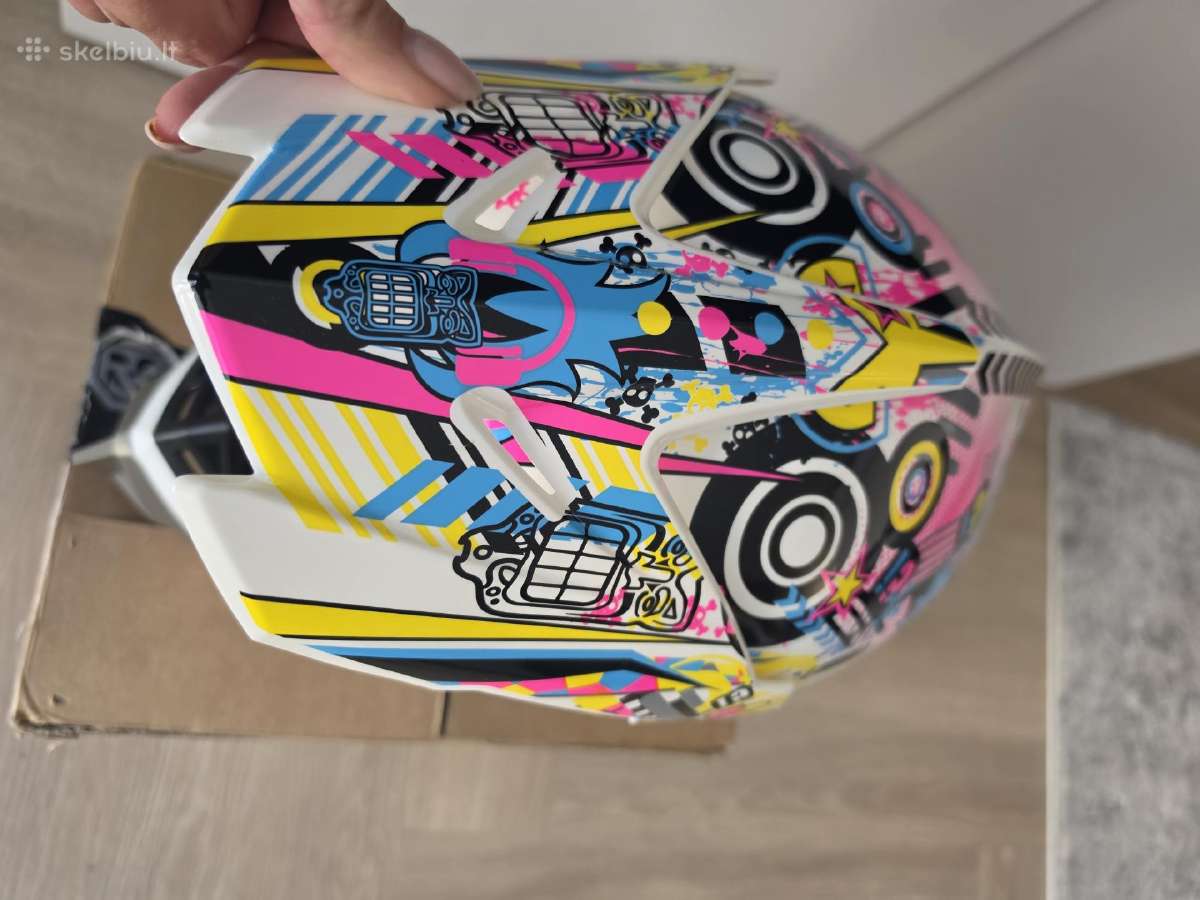 Keturračio BMX Paspirtuko dviračio šalmas 57-58cm - nuotraukos Nr. 4