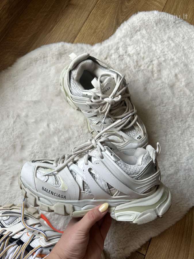 Balenciaga Track ir Triple S - nuotraukos Nr. 19
