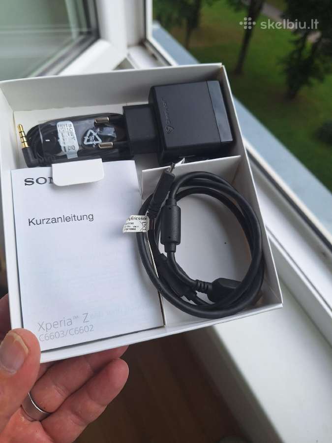 Sony Xperia Z pirmos kartos pilna komplektacija - nuotraukos Nr. 7