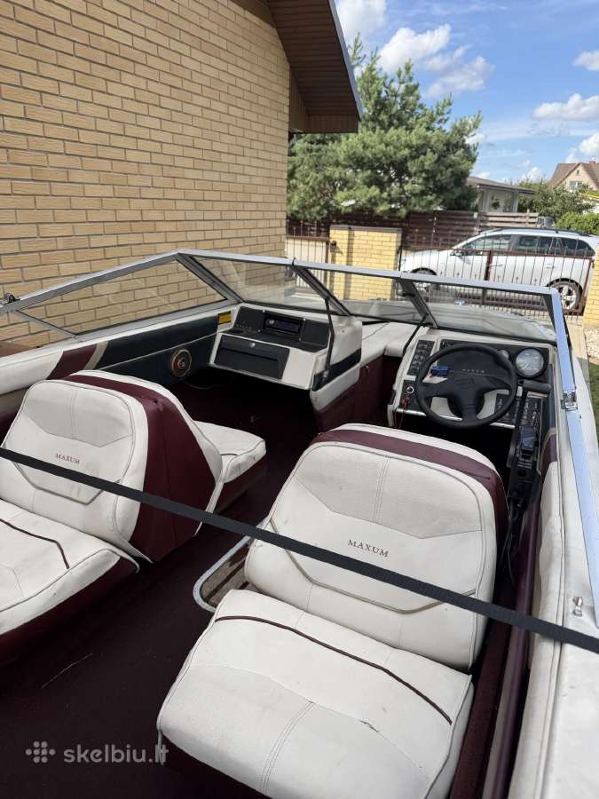 Maxum Kateris ir 60hp Evinrude variklis - nuotraukos Nr. 4