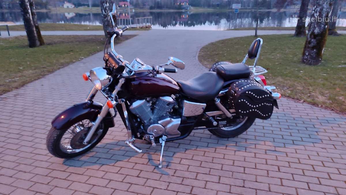 Motociklas Honda Vt750 - nuotraukos Nr. 2