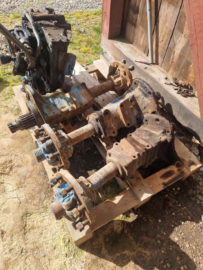 Mtz 82 varomas tiltas ir kitos dalys - nuotraukos Nr. 26