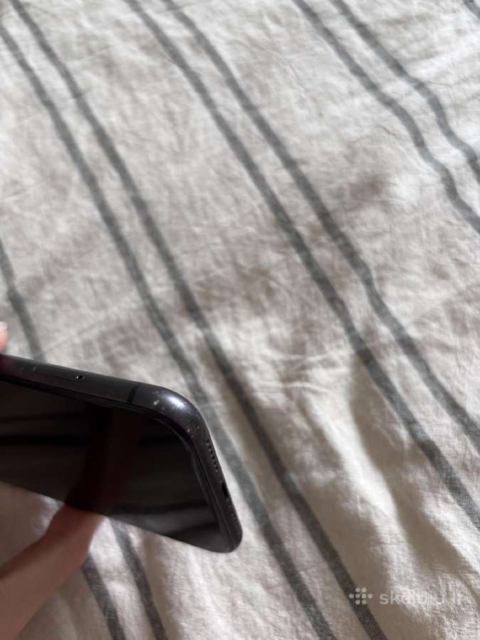 Apple iPhone 11 64gb, juodas - nuotraukos Nr. 3
