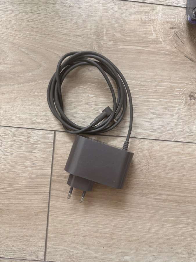 Dyson V15 Detect belaidis dulkių siurblys+priedai - nuotraukos Nr. 6