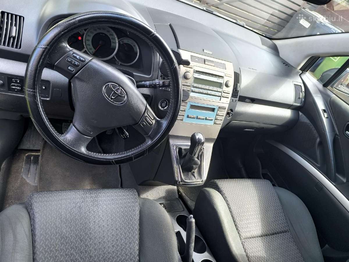 Parduodama Toyota Corolla Verso 2008 m. - nuotraukos Nr. 6