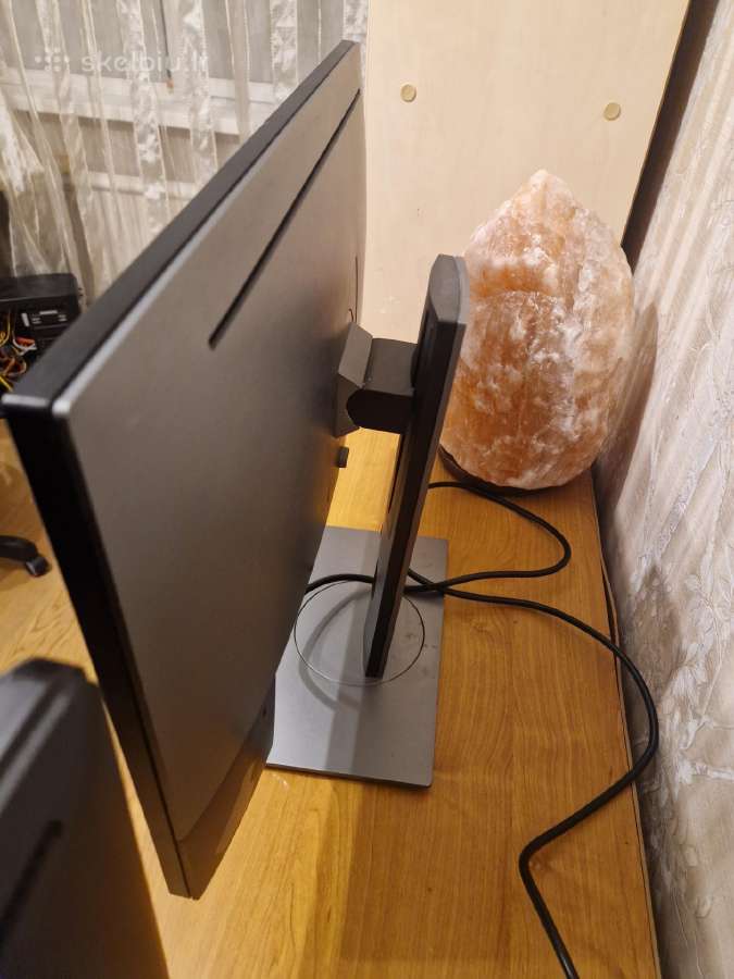 Dell 24 ir 22 coliu monitoriai - nuotraukos Nr. 4