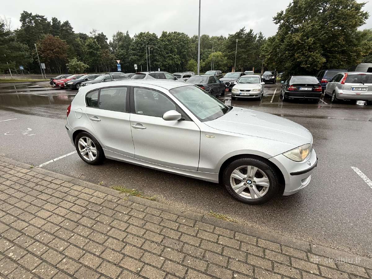 Automobilis Bmw 118 - nuotraukos Nr. 3