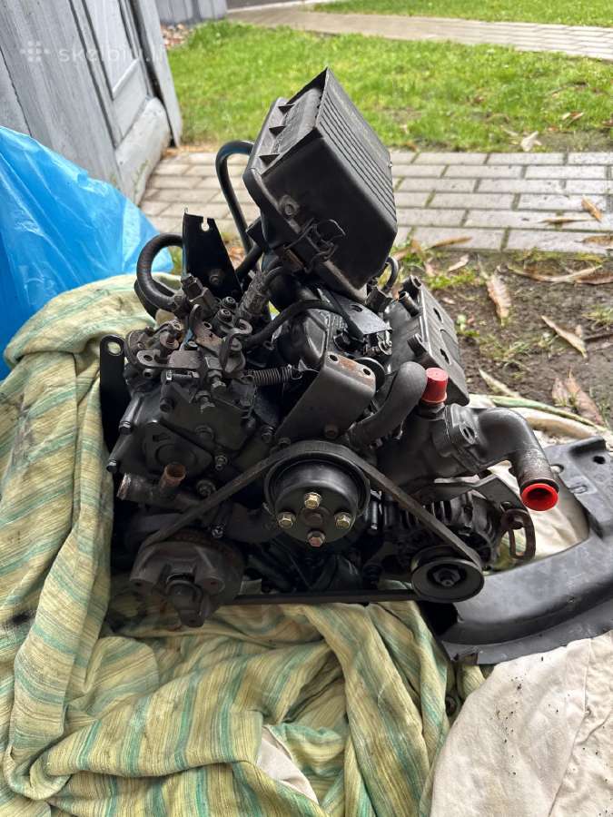 Kubota Z402 motoras, dalimis arba visas. - nuotraukos Nr. 2