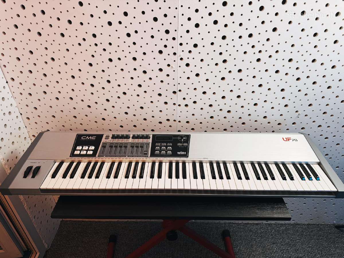 Cme Uf70 midi klaviatūra - kontroleris - nuotraukos Nr. 2