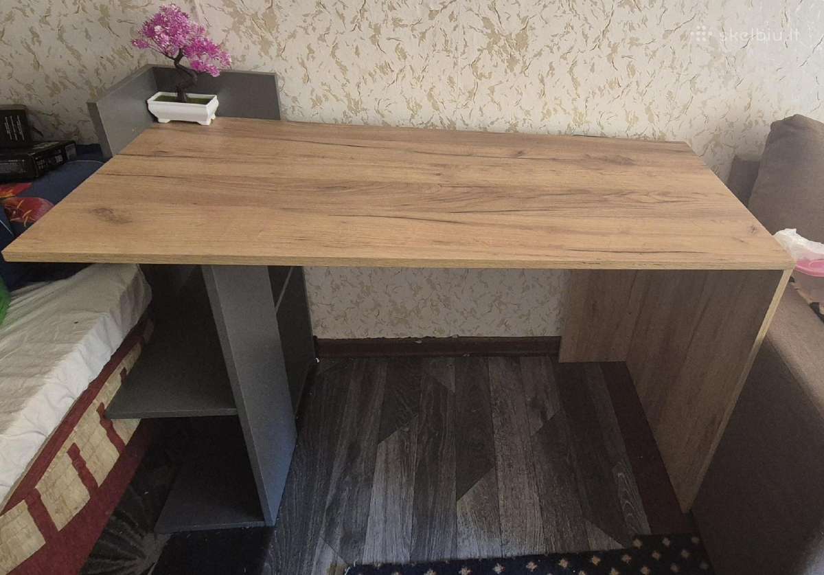 Rašomasis stalas - nuotraukos Nr. 3