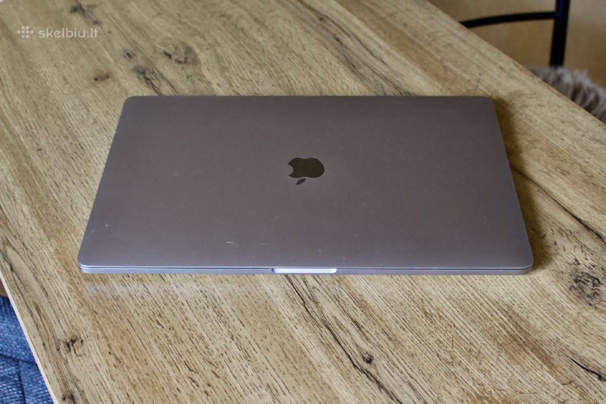 MacBook Pro 15" (2017) i7 / 16gb RAM / 256gb SSD - nuotraukos Nr. 2