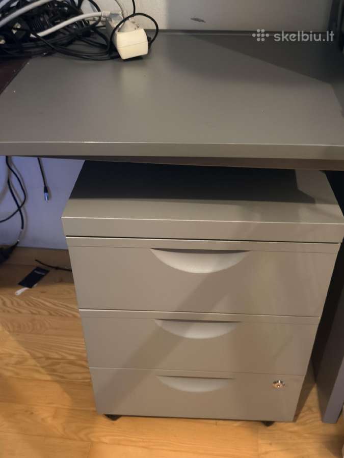 Ikea lova su rašomu stalu ir spintele - nuotraukos Nr. 3