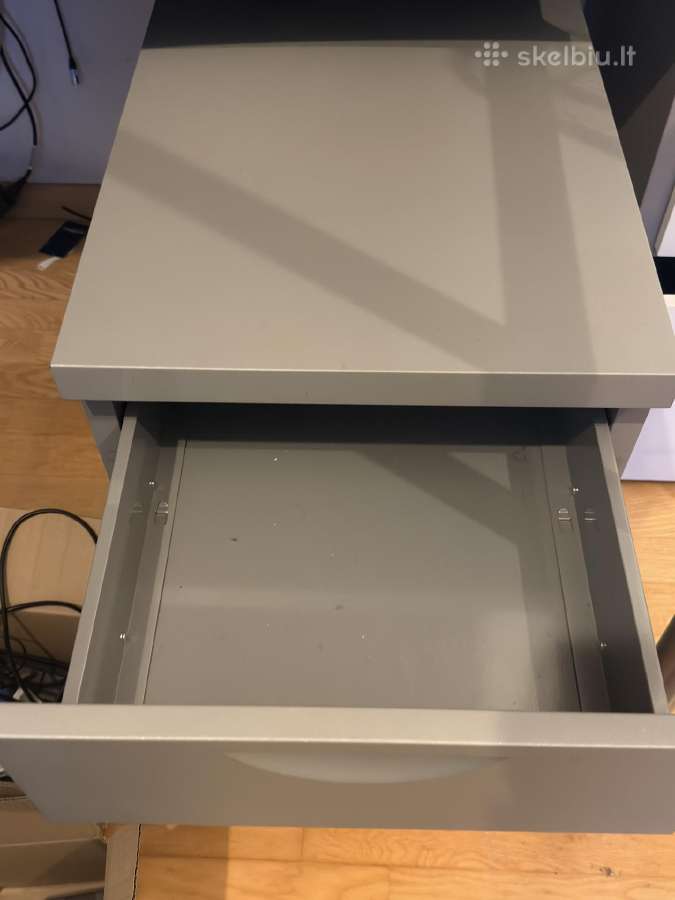 Ikea lova su rašomu stalu ir spintele - nuotraukos Nr. 4