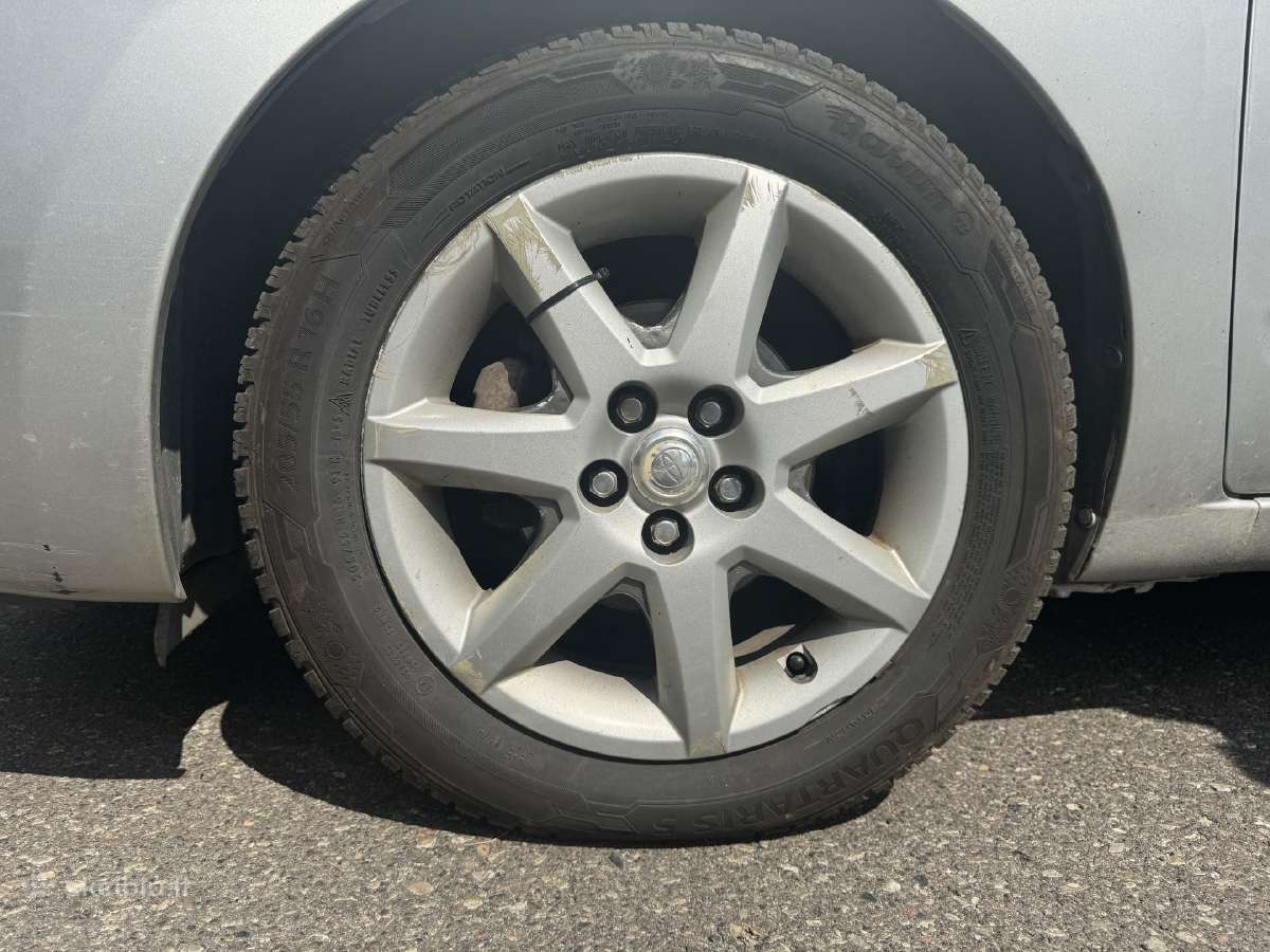 Toyota prius - nuotraukos Nr. 3