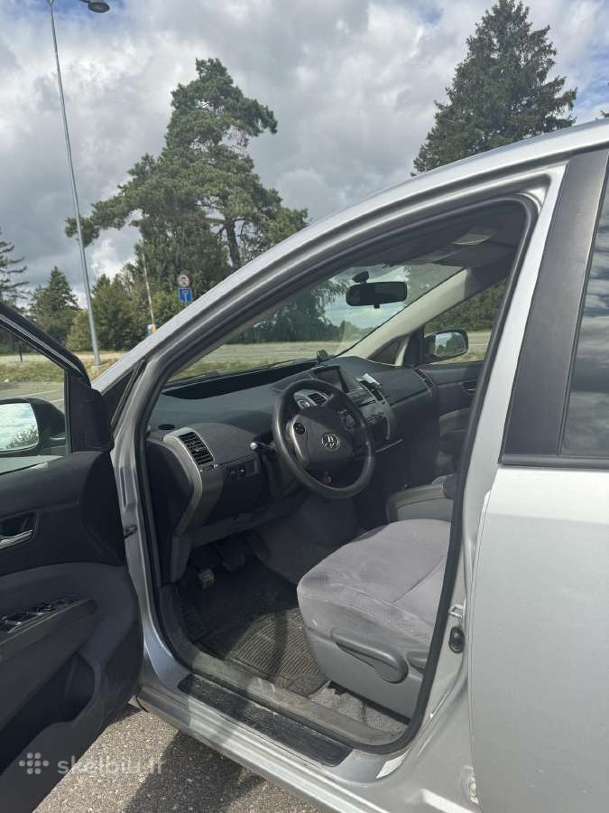 Toyota prius - nuotraukos Nr. 7