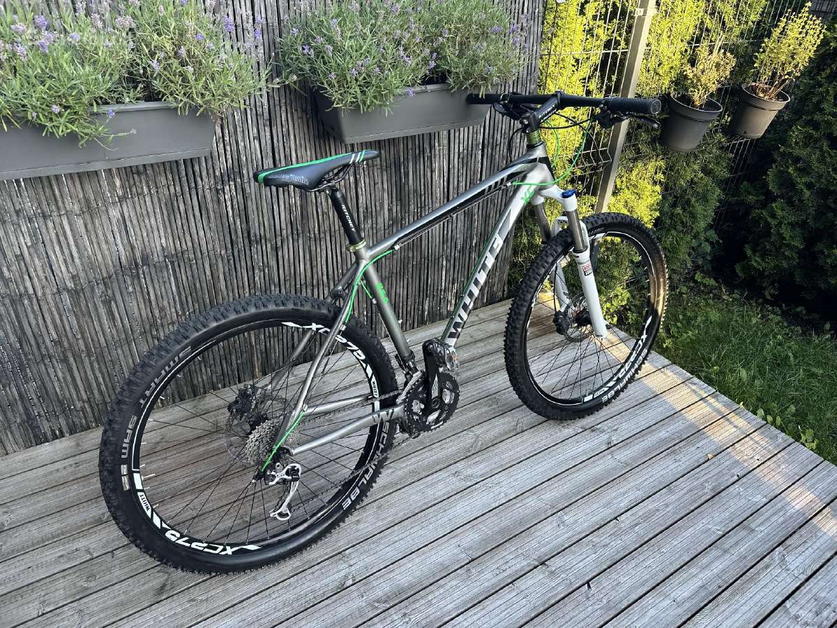 White XC - nuotraukos Nr. 2