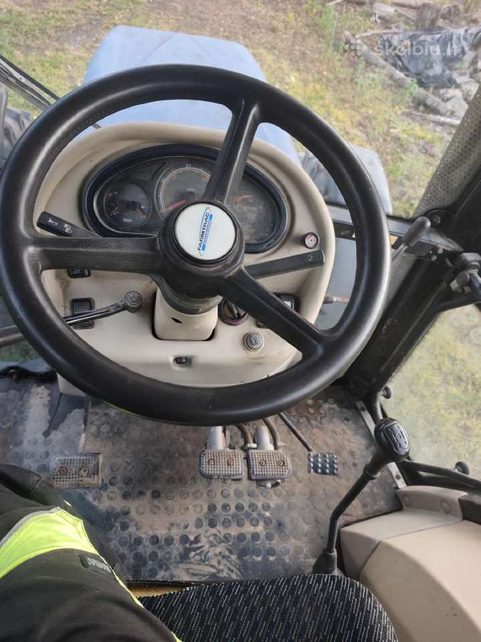 Traktorius Farmtrac 690dt 2012m - nuotraukos Nr. 3