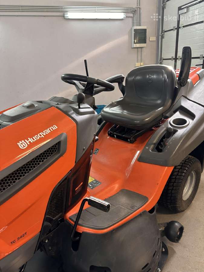 Vėjos traktoriukas / žoliapjovė husqvarna - nuotraukos Nr. 4