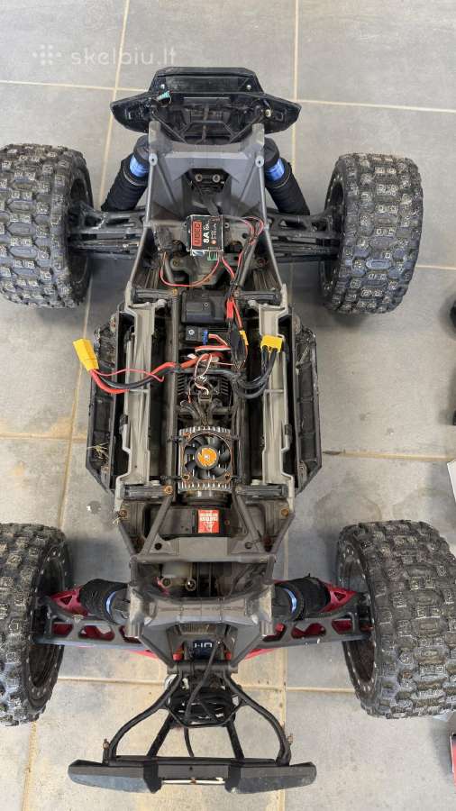 Apynaujis Traxxas X-maxx 8s su krūva dalių. - nuotraukos Nr. 7