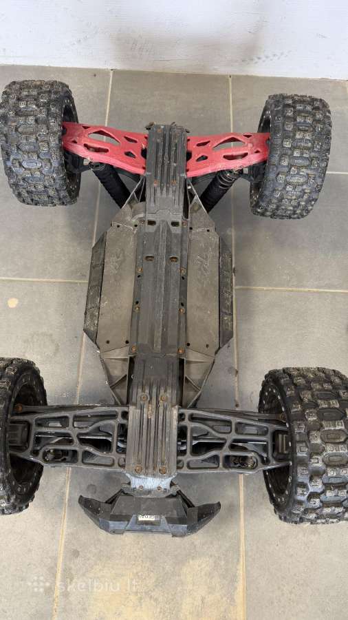 Apynaujis Traxxas X-maxx 8s su krūva dalių. - nuotraukos Nr. 8