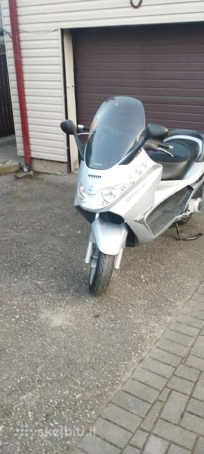 Parduodu geros būklės,motorolerį,naujos padangos - nuotraukos Nr. 4