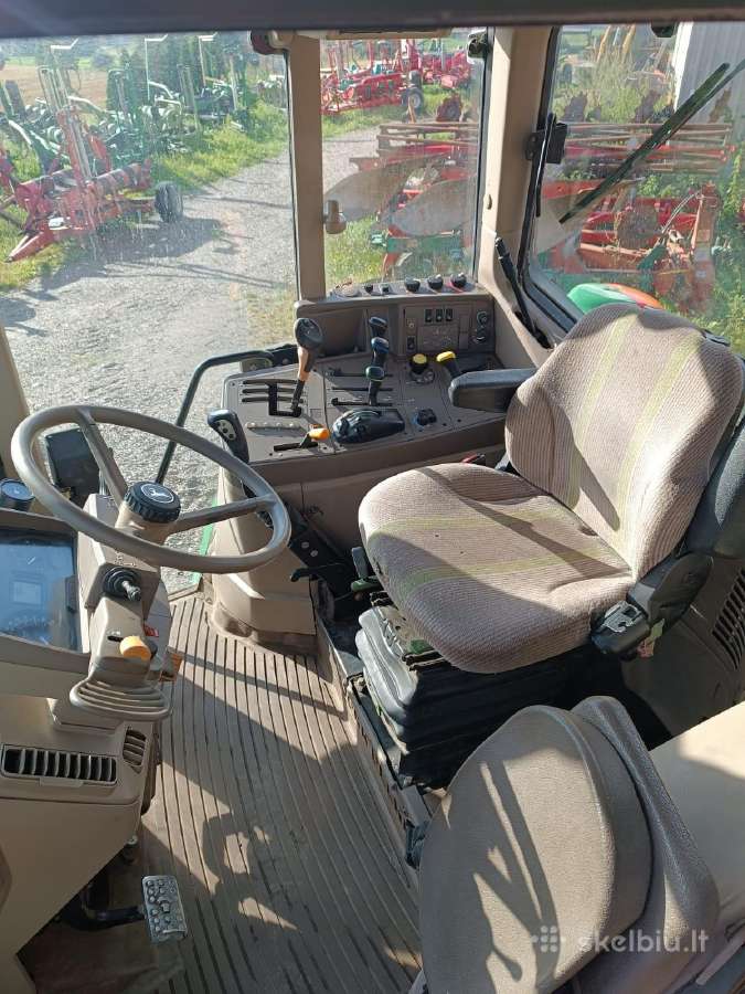 Traktorius john deere 6330 su krautuvu - nuotraukos Nr. 7