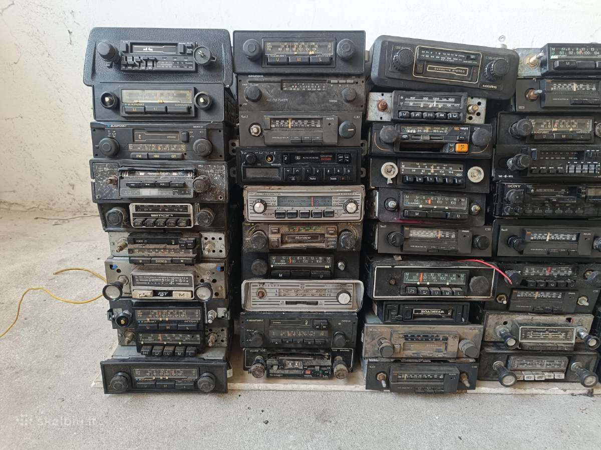Seni automobiliniai magai magnetolos - nuotraukos Nr. 16