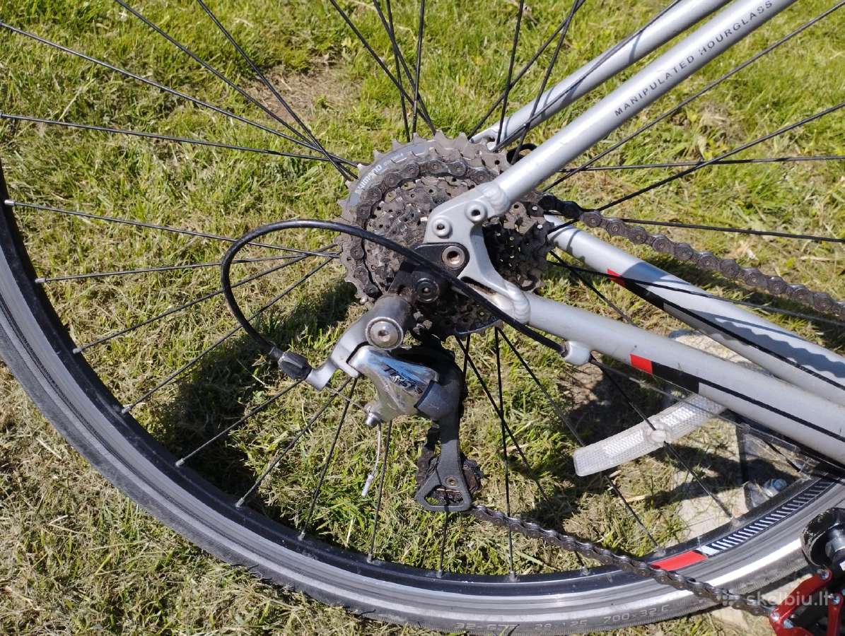 Du hibridai. Specialized Sirrus ir Merida - nuotraukos Nr. 6