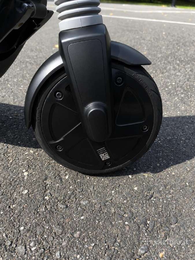 Parduodamas Ninebot by Segway Es2 - nuotraukos Nr. 6