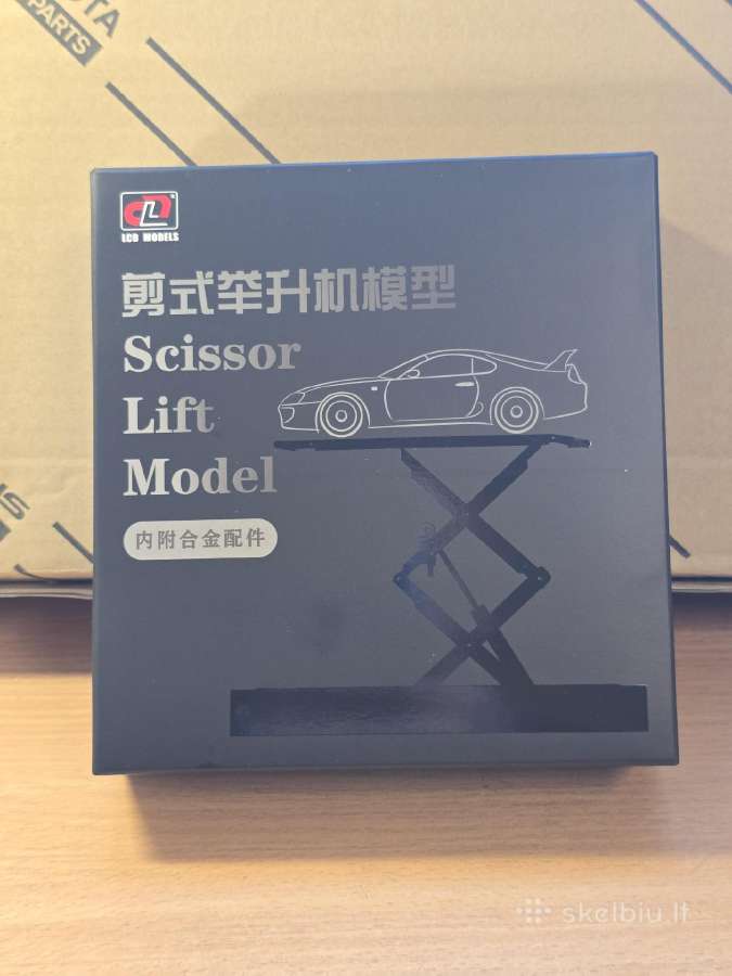1/18 Toyota Supra Turbo Mk4 LCD Models - nuotraukos Nr. 12